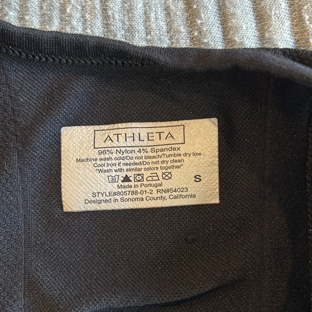 Athleta tank - Picture 3 of 3